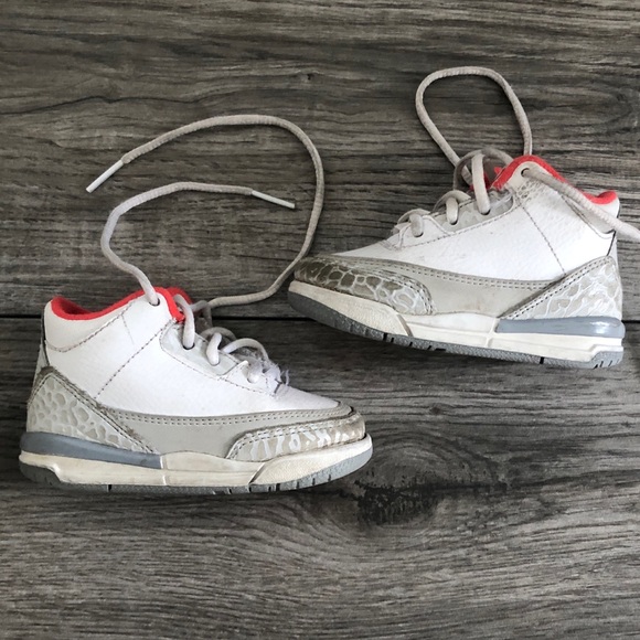 Jordan Other - Jordan Kids Retro 3 Sneakers